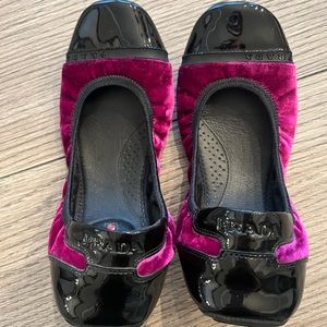 Prada gorgeous black patent leather and pink velvet ballet slippers.